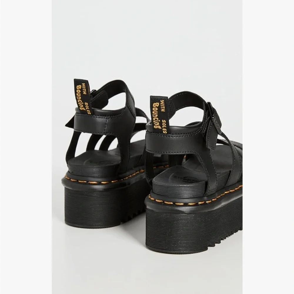 NWOT - Black Dr. Martens Women's Blaire Quad Fisherman Platform Sandal - Picture 3 of 3